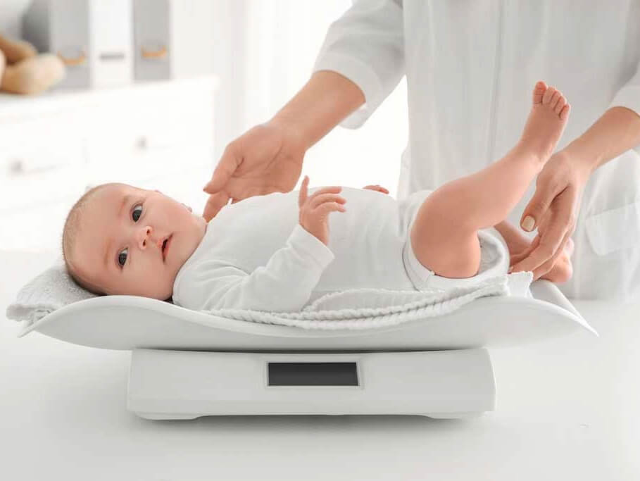 cân nặng trẻ sơ sinh